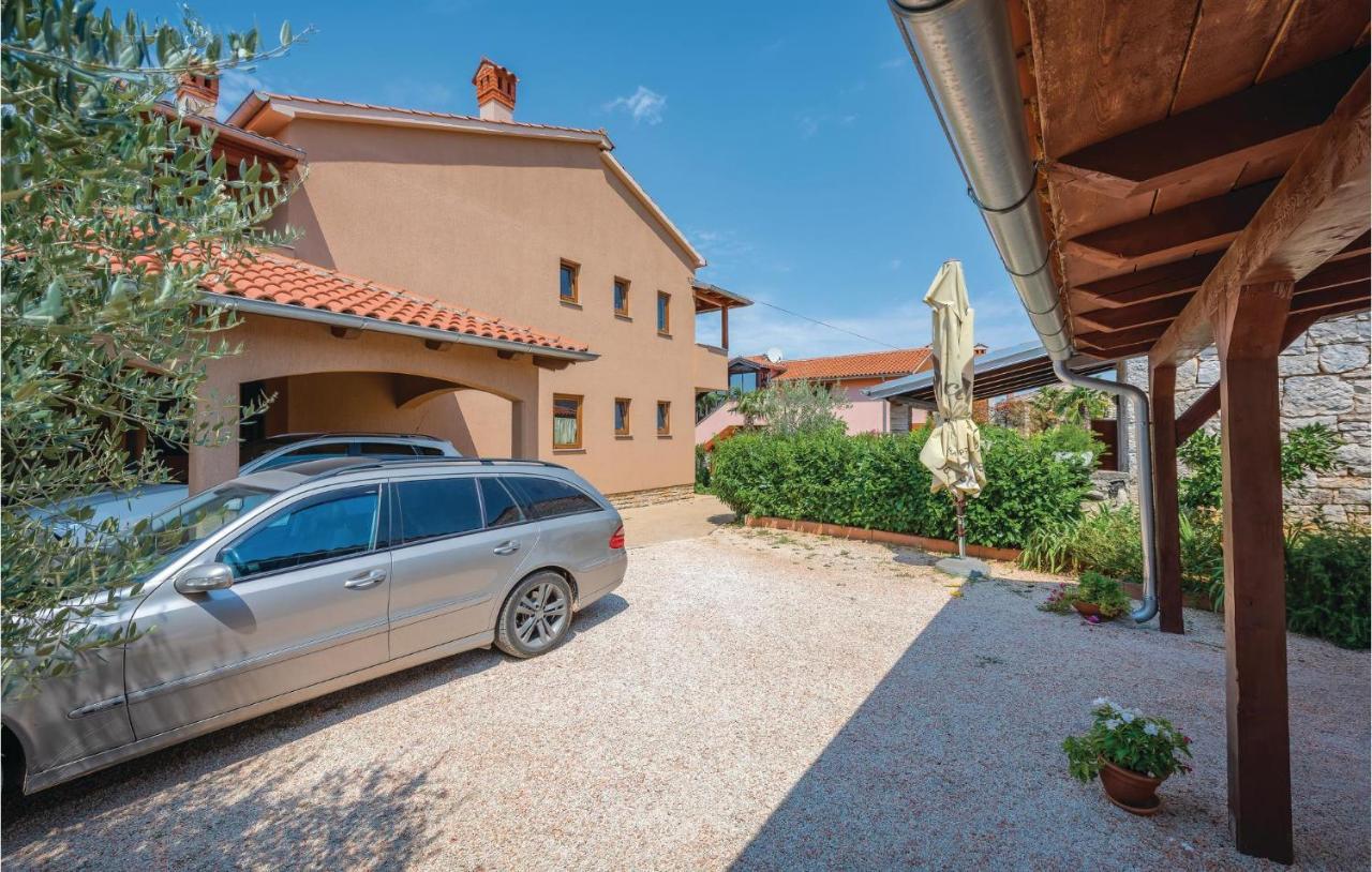 Stunning Apartment In Rovinj With Kitchen Esterno foto