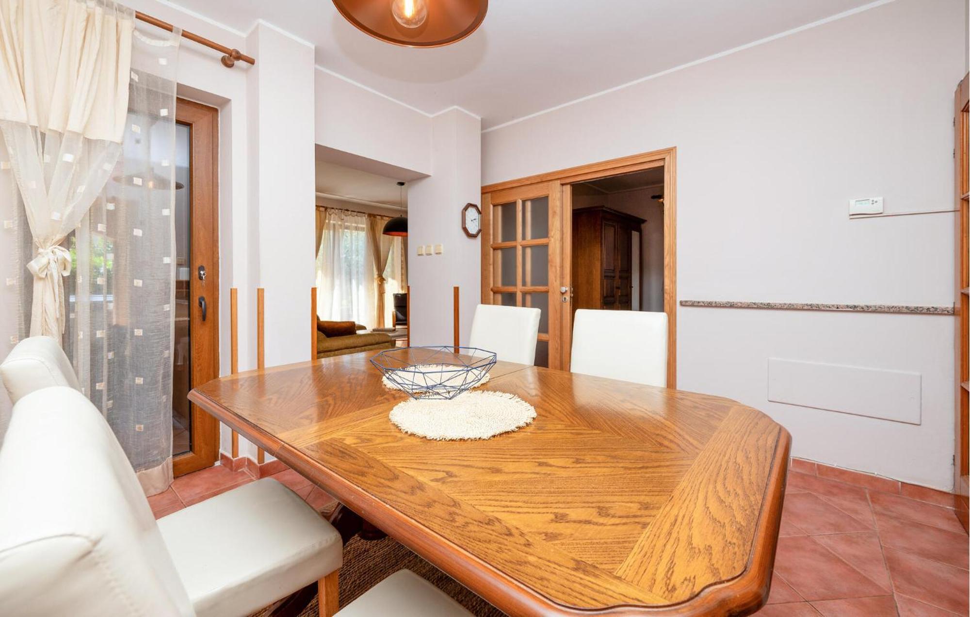 Stunning Apartment In Rovinj With Kitchen Esterno foto